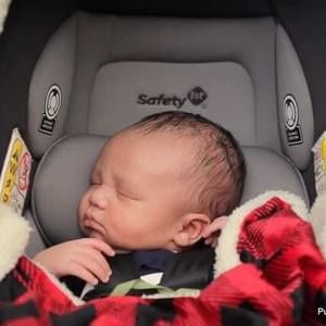 Meet your Posher, Adsha